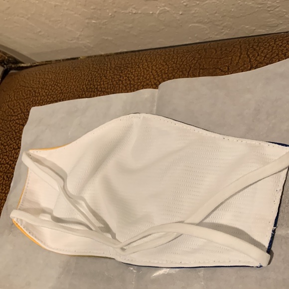 NBA Golden State Warriors Face Mask beautifully crafted soft fit! - Picture 4 of 4